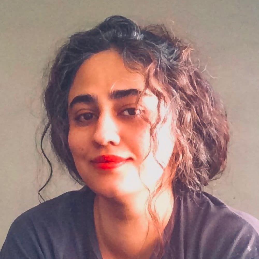 Mona Aghili